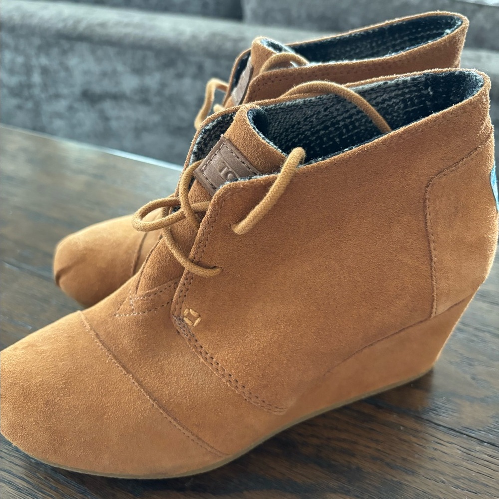 Tom’s Wedge Booties - Picture 5 of 6